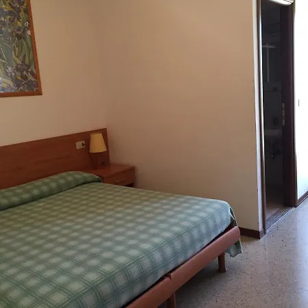 Giardino 利尼亚诺萨比亚多罗